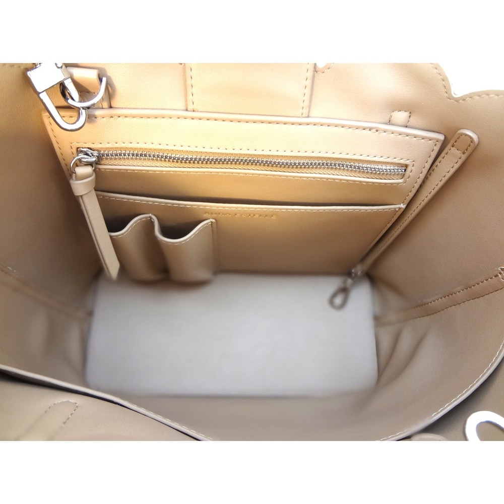 Aura Estelle Scalloped Sherpa Tote Bag Women Cream Excllent Faux Shearling - Picture 6 of 6